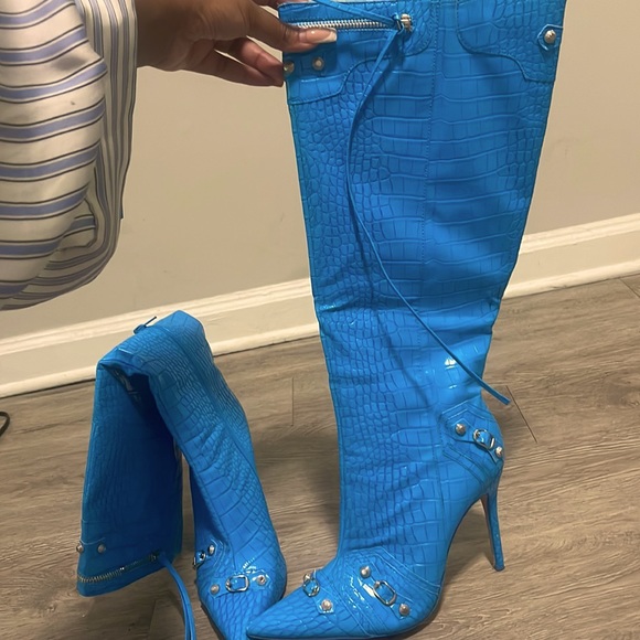 Blue public desire boots - Picture 2 of 3